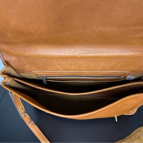 Vintage Genuine Leather Briefcase - Laptop Bag - Satchel - Made in USA - Picture 10 of 14